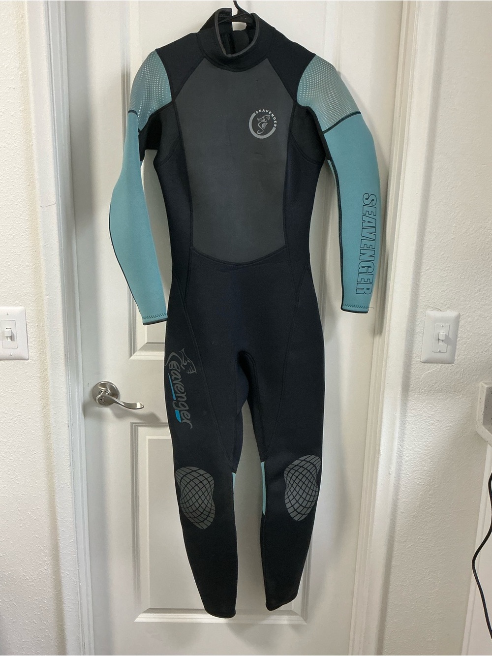 Weave her 3mm Neoprene Wetsuit Womenโs Size 9 Full Body Black Teal Scuba Snorkel
